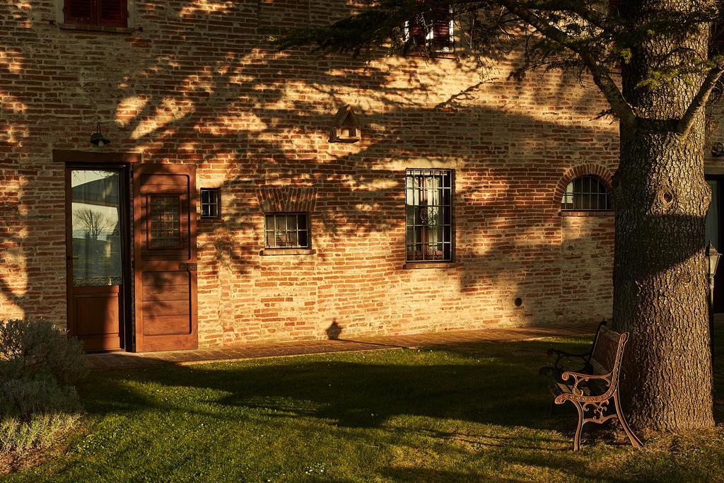 Podere Fontegallo Aparthotel Castiglione del Lago Exterior photo